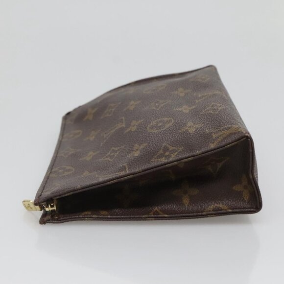 LOUIS VUITTON Monogram Poche Toilette 19 Pouch M47544 LV Auth 139379 - Picture 4 of 16